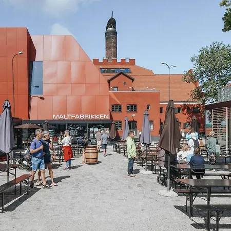 アパート 1 Bedroom Awesome In