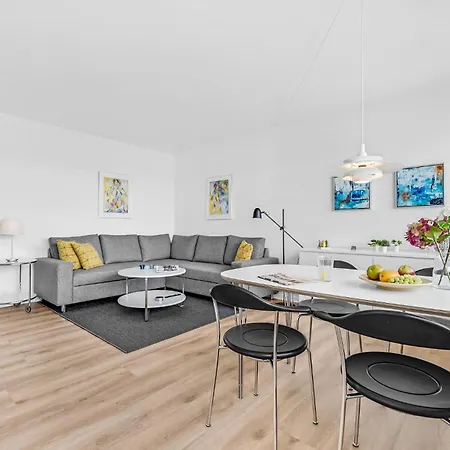 1 Bedroom Awesome In * エーベルトフト